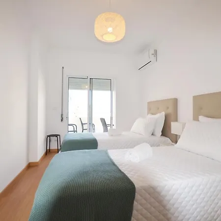 Refuge By Algest Apartment