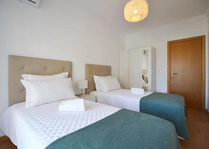 Refuge By Algest Apartment *